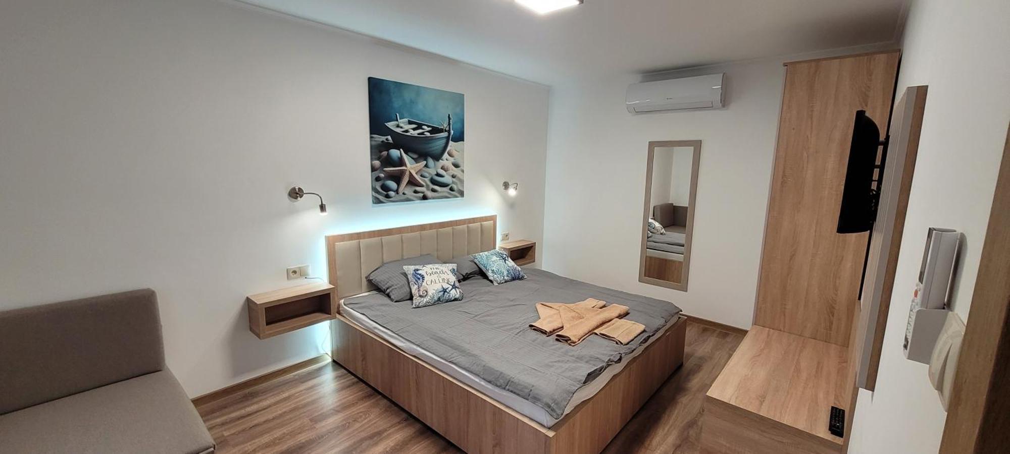 Csaladi Kikoeto Apartman Gyula Εξωτερικό φωτογραφία