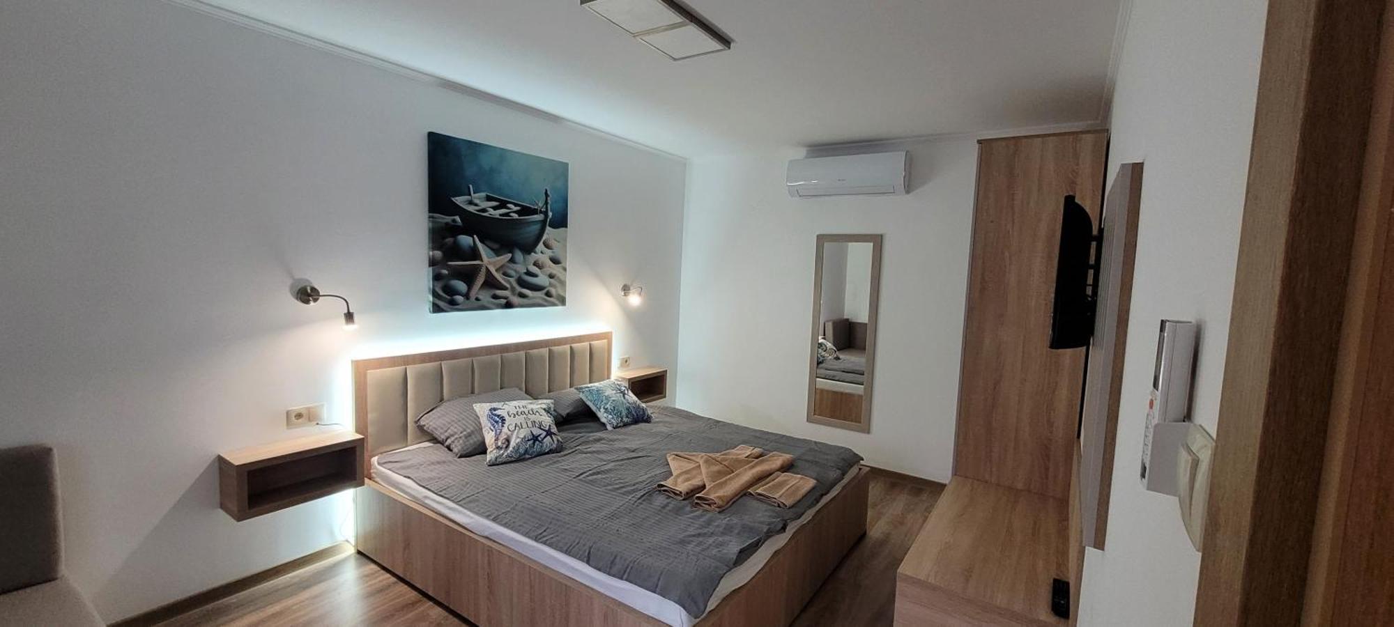 Csaladi Kikoeto Apartman Gyula Εξωτερικό φωτογραφία